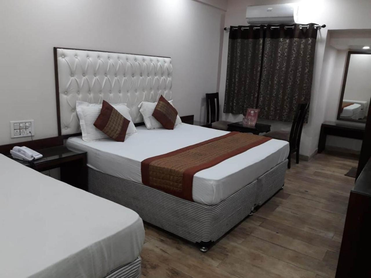 Hotel Kabeer New Delhi @ New Delhi Railway Station Exterior foto