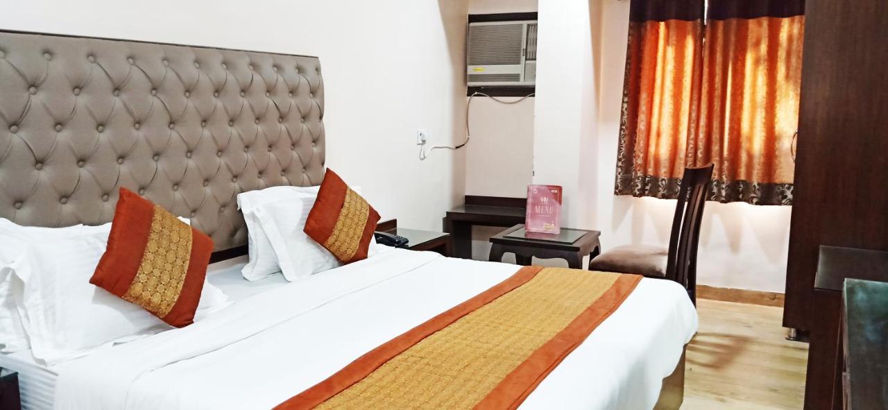 Hotel Kabeer New Delhi @ New Delhi Railway Station Exterior foto