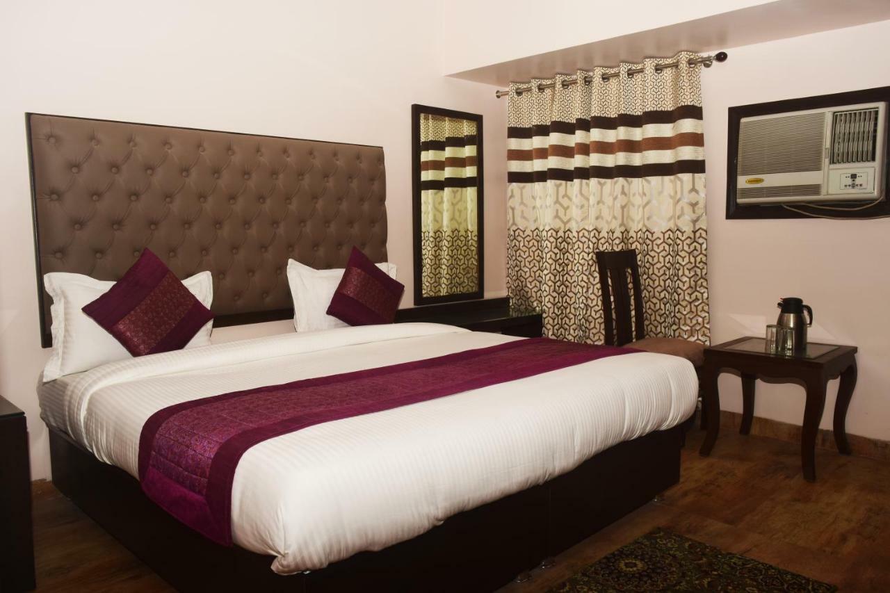 Hotel Kabeer New Delhi @ New Delhi Railway Station Exterior foto