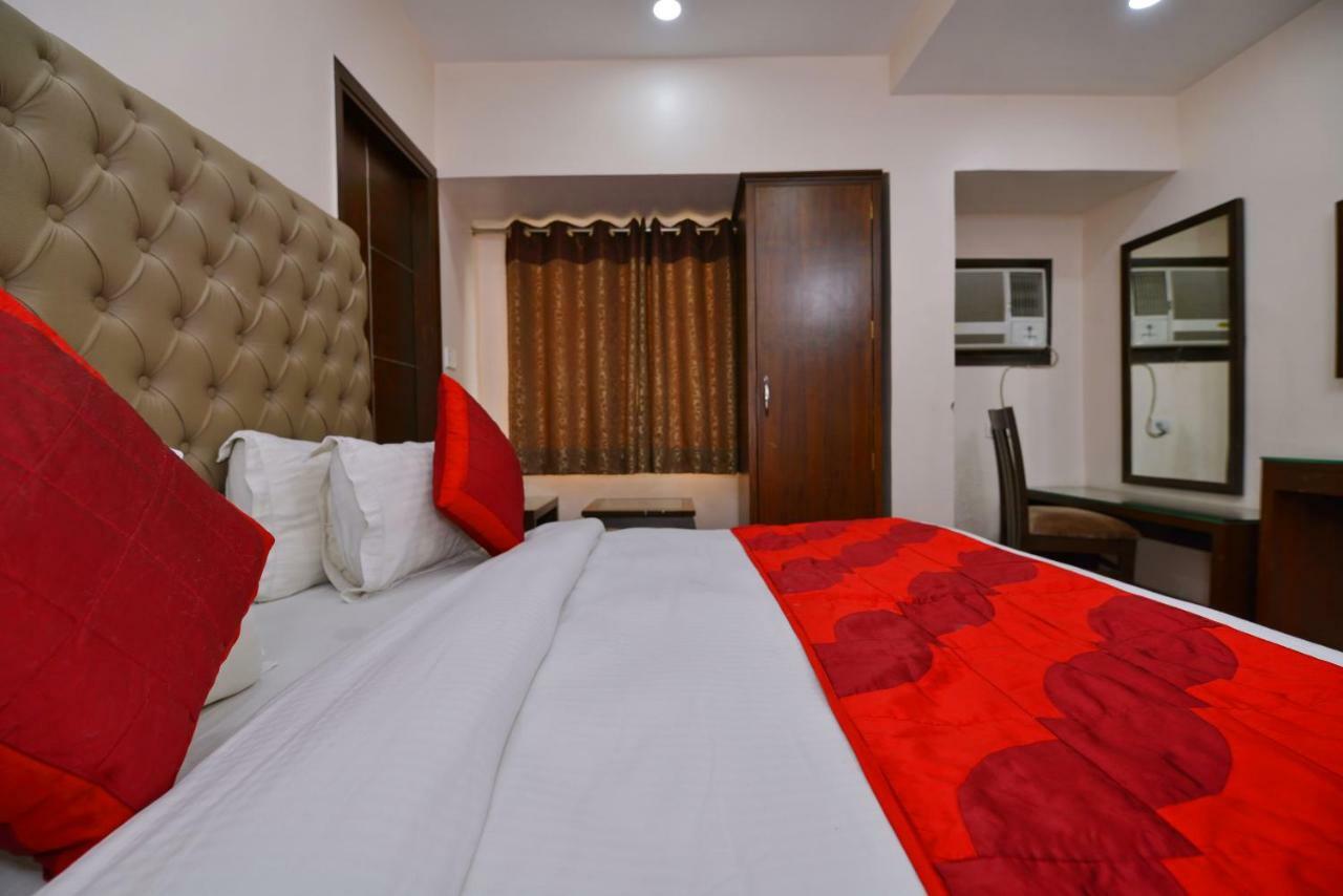 Hotel Kabeer New Delhi @ New Delhi Railway Station Exterior foto