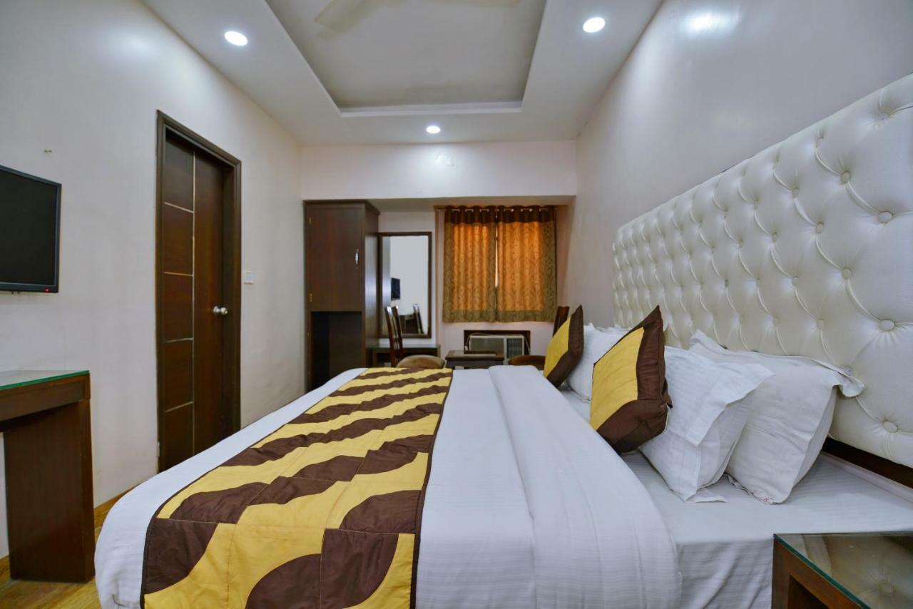 Hotel Kabeer New Delhi @ New Delhi Railway Station Exterior foto