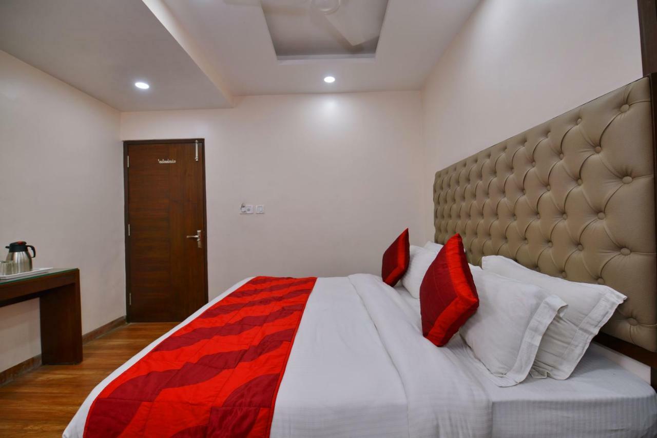 Hotel Kabeer New Delhi @ New Delhi Railway Station Exterior foto