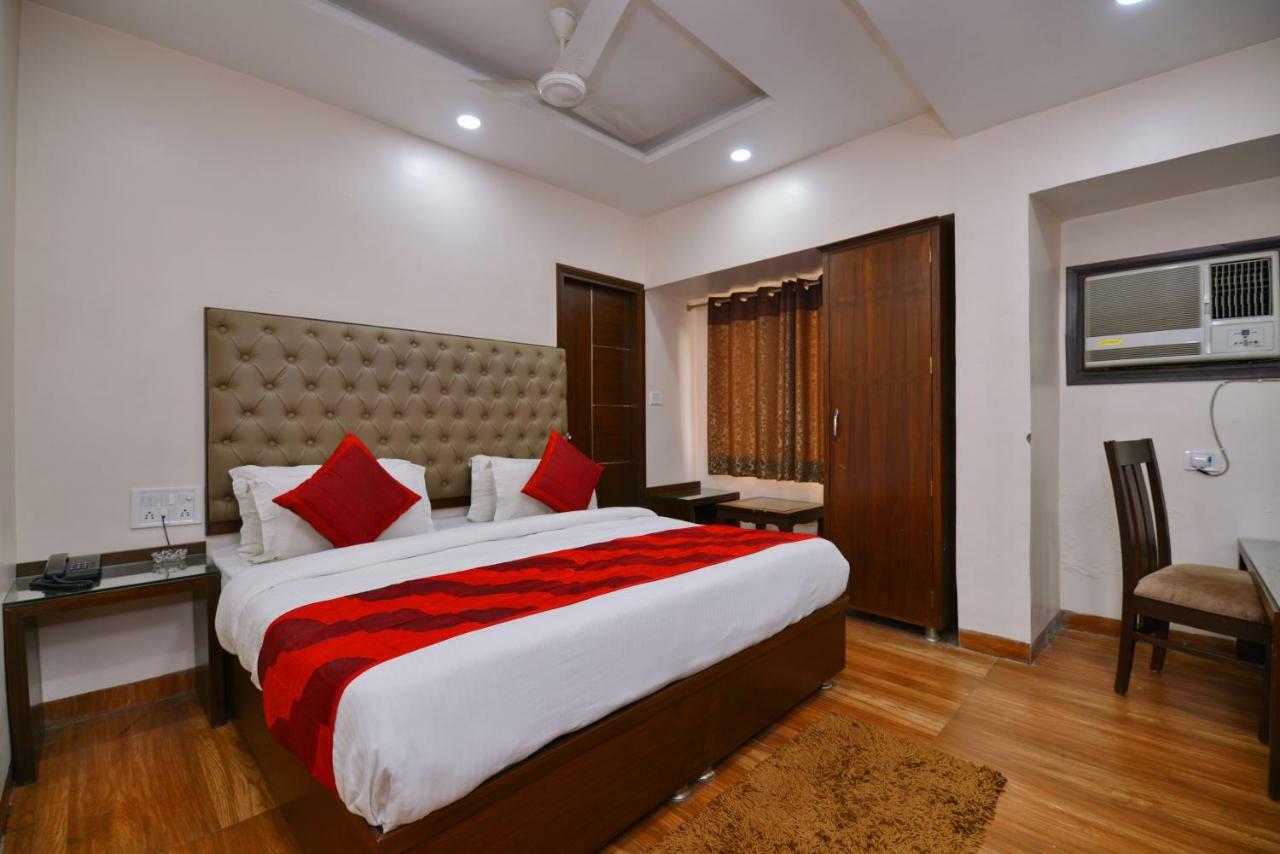 Hotel Kabeer New Delhi @ New Delhi Railway Station Exterior foto