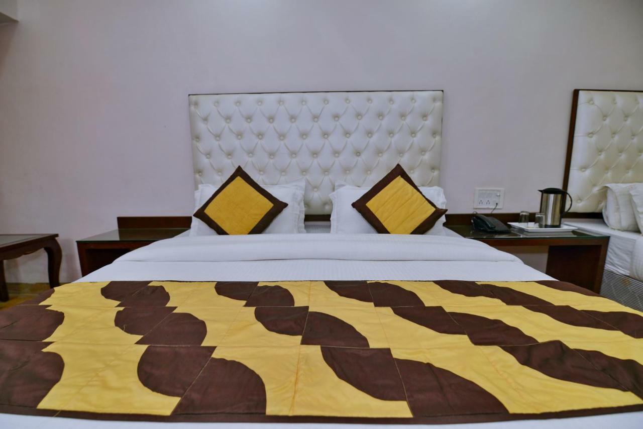 Hotel Kabeer New Delhi @ New Delhi Railway Station Exterior foto